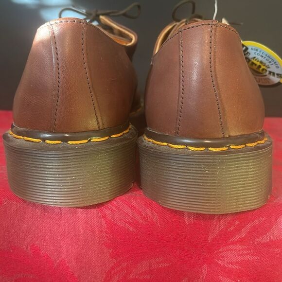 Vintage Dr. Martens AirWair 1461 NWT No Box Handmade in England Mens 8 Womens 10 - Picture 13 of 14